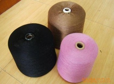 供應優(yōu)質(zhì)32s雙股黑滌紗——江陰市申鼎紡織的專業(yè)縫紉線解決方案